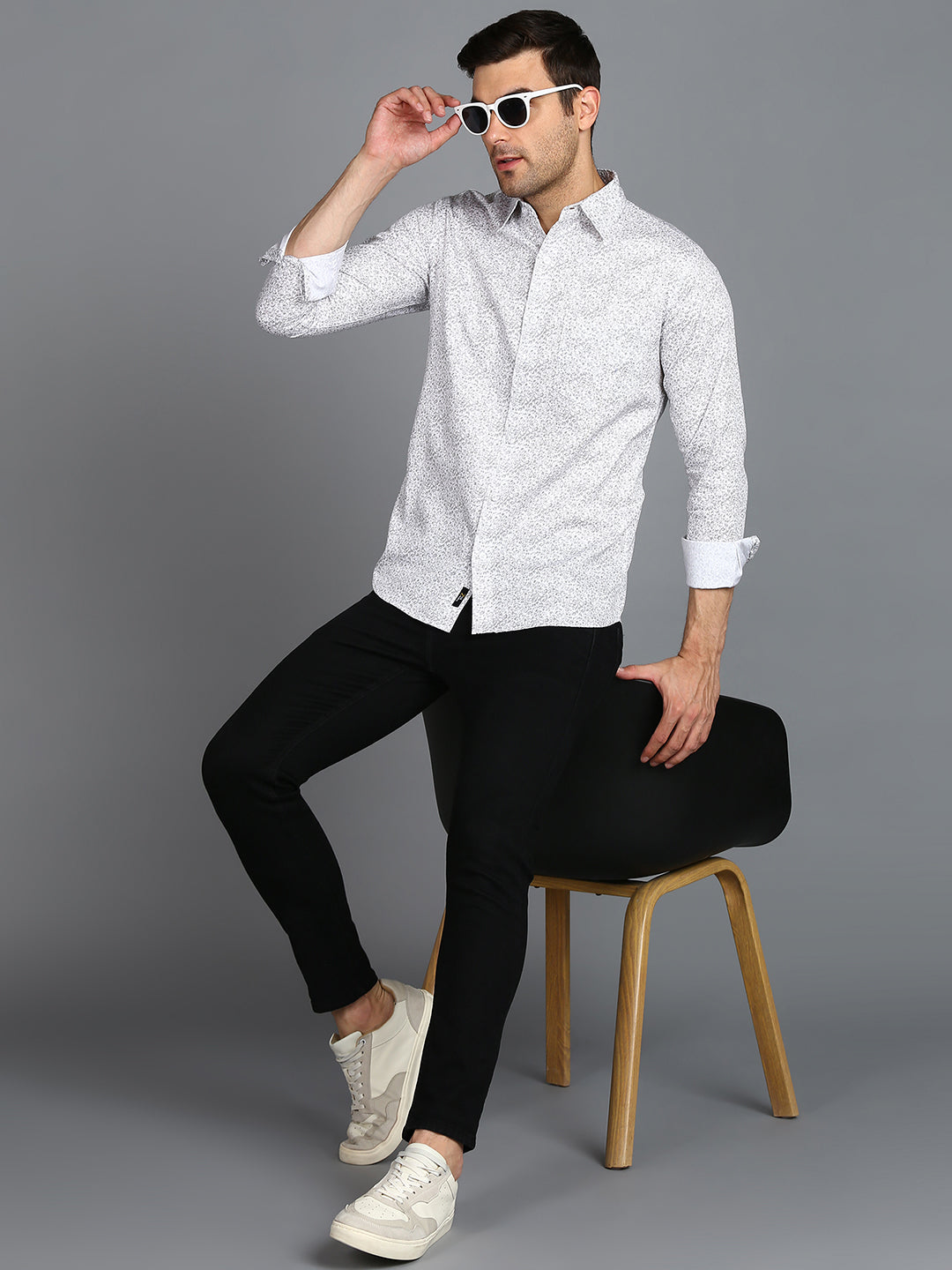 Grey Floral Printed Off White Slim Fit Shirt