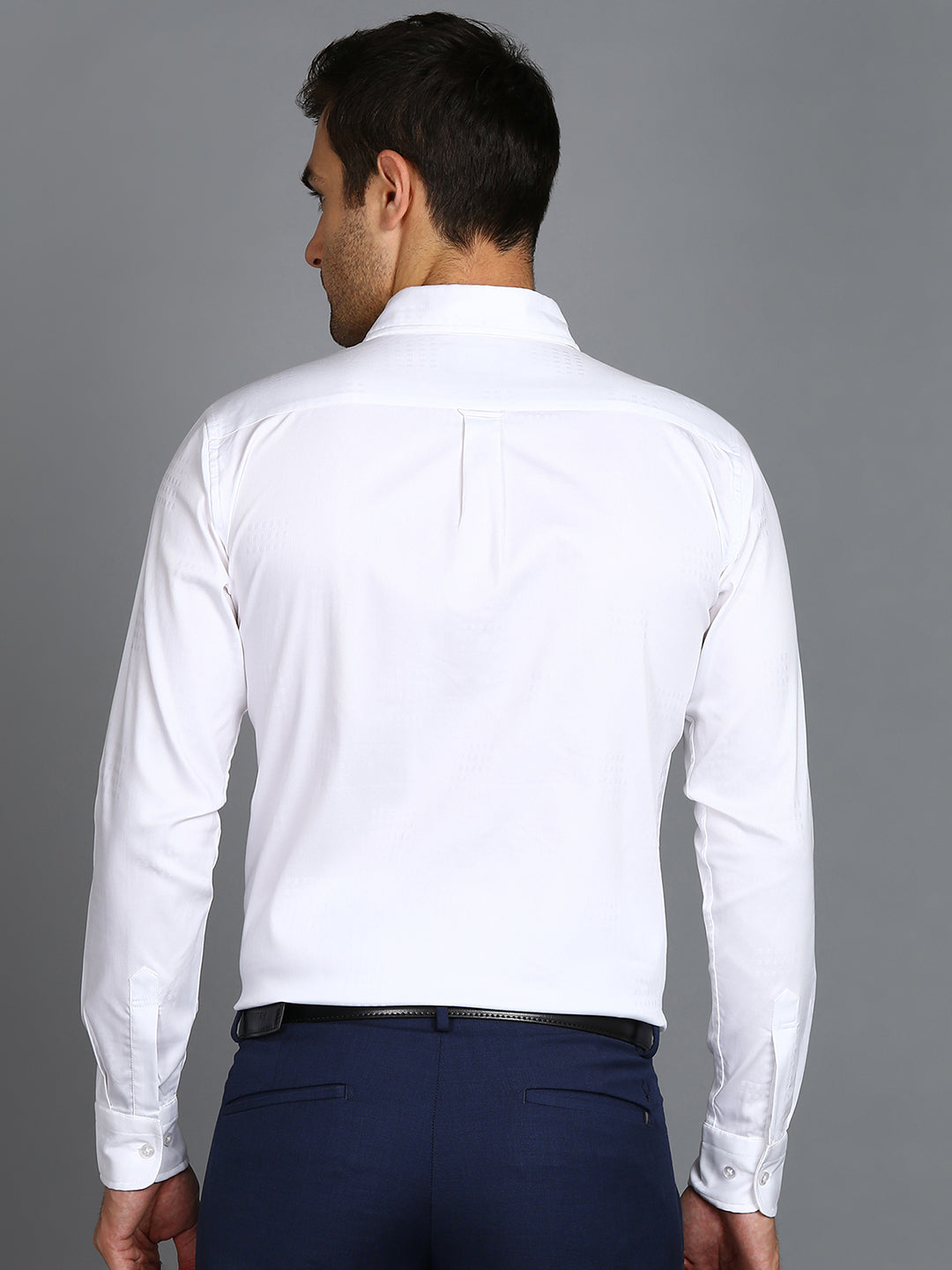 Self Checked Dark White Slim Fit Shirt