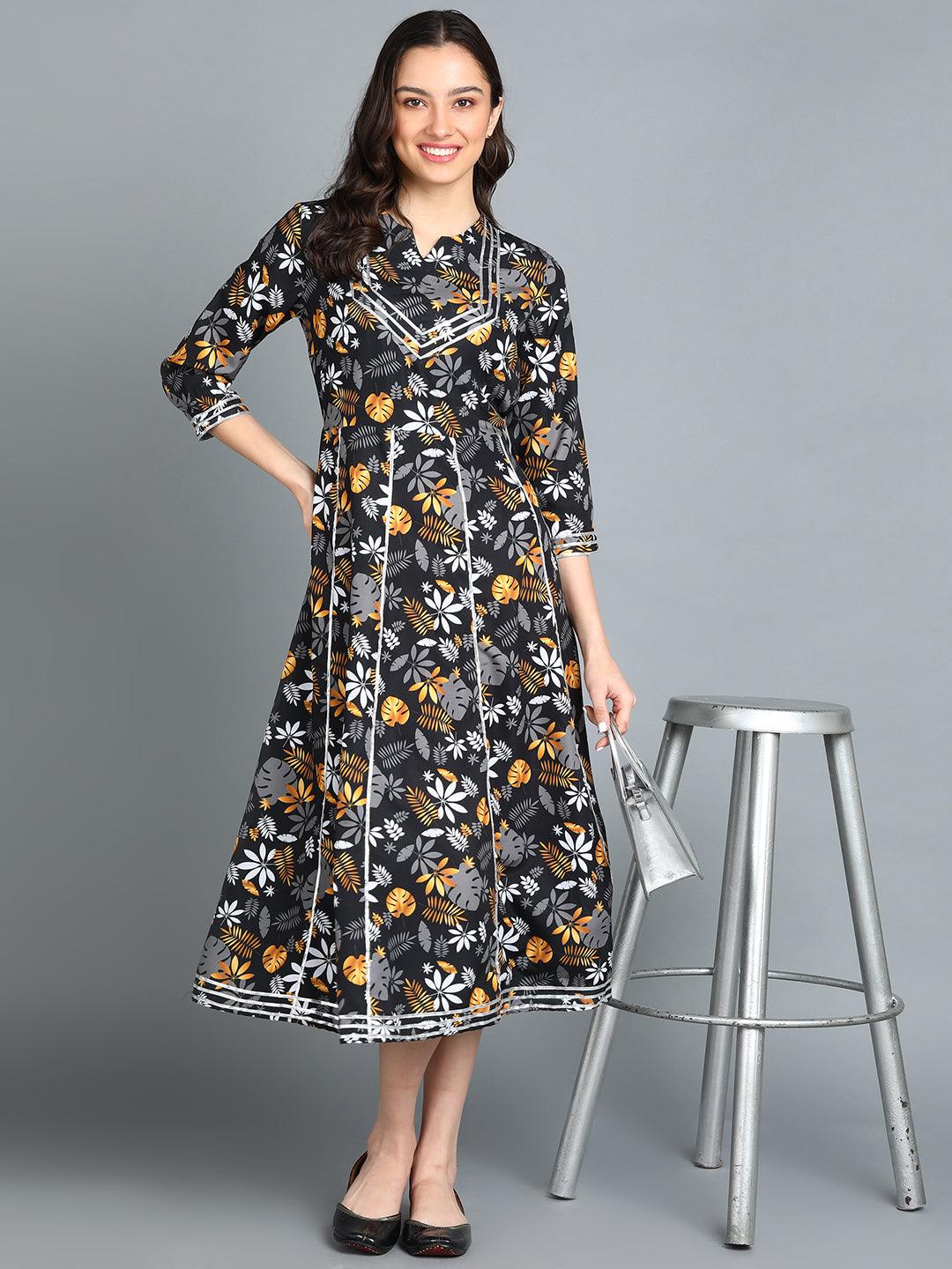 Floral Printed Black Dress with Lace Detail - Znxclothing