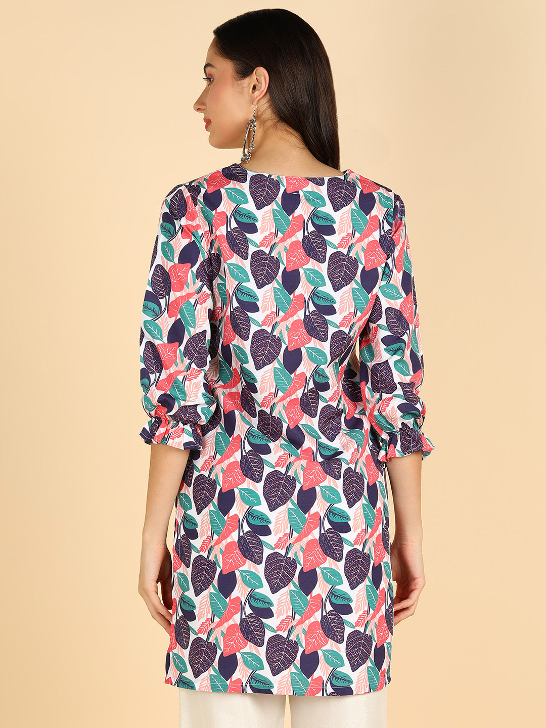 Blue Floral Printed White Straight Kurti
