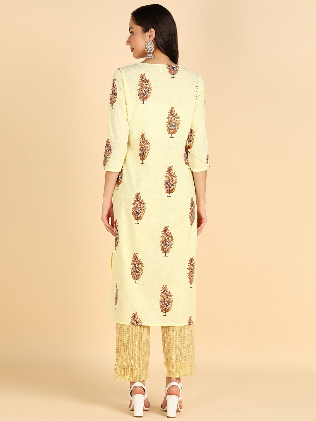 Women Yellow Printed Pure Cotton Kurta With Trousers