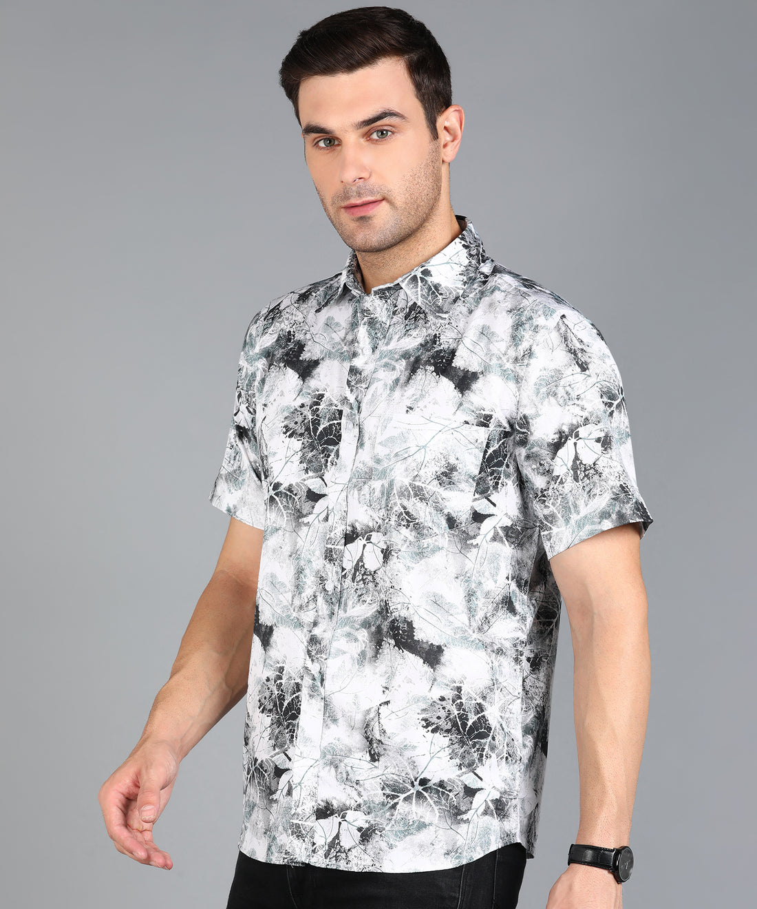 Black &amp; Green Leaf Printed half Slim Fit Shirt