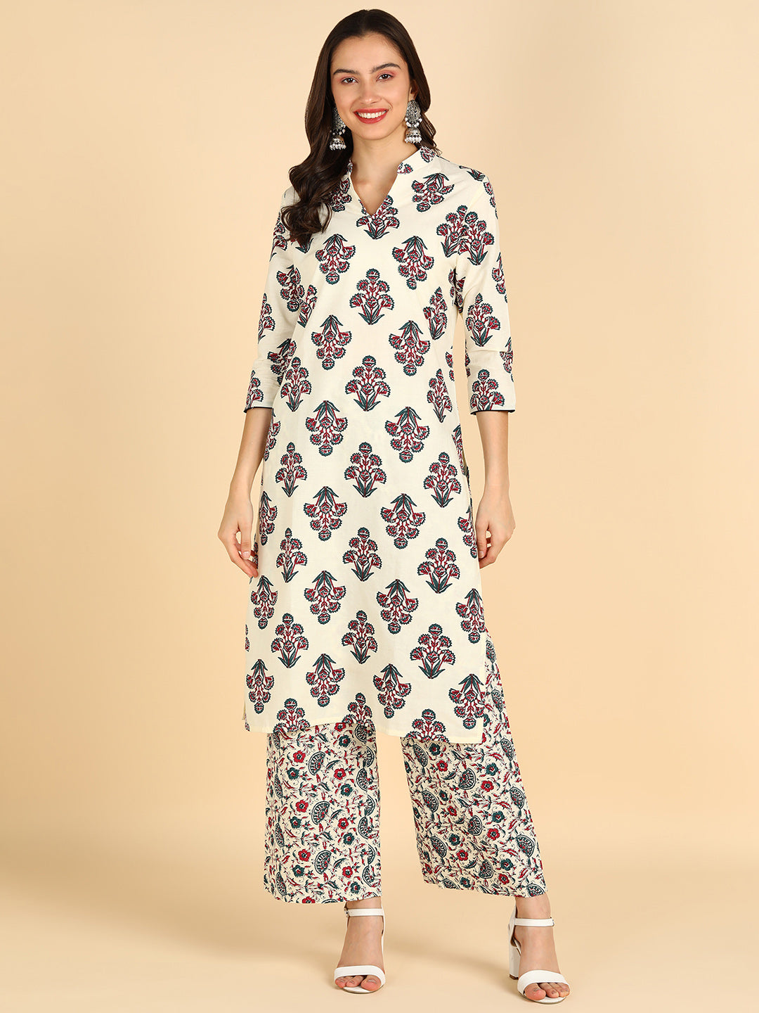 Women Off White Floral Printed Pure Cotton Kurta Set
