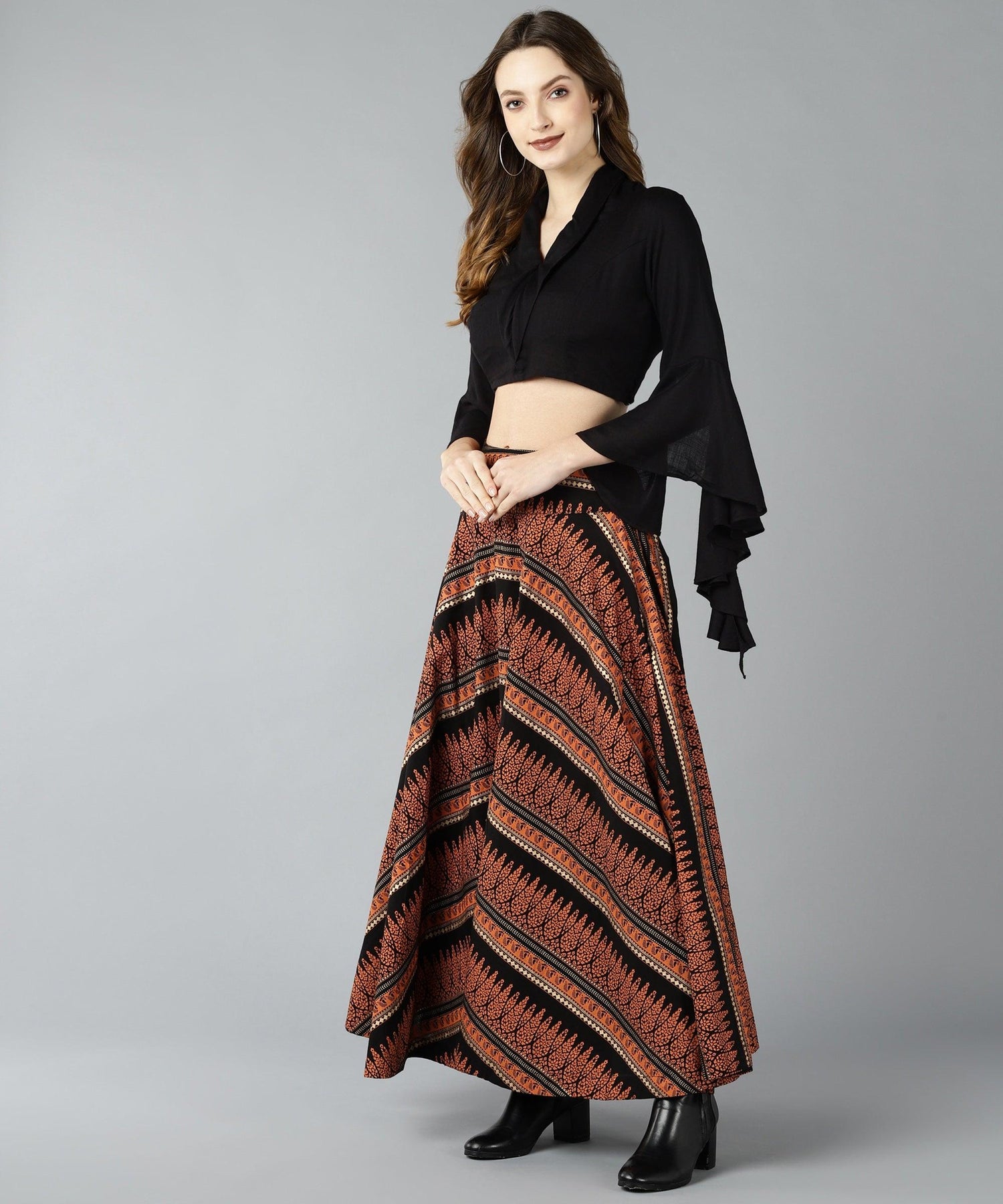 Znx Women Black Floral Printed Flared Crop top with skirt - Znxclothing