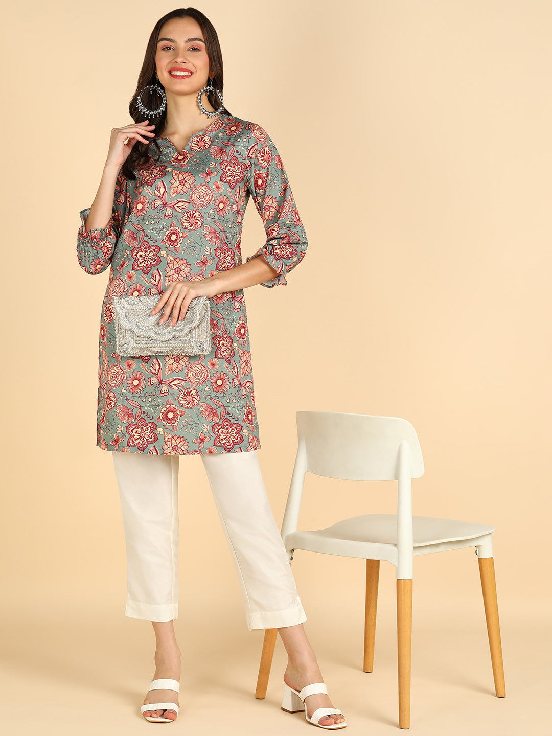 Floral Printed Green Straight Kurti