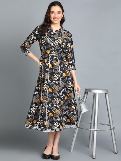 Floral Printed Black Dress with Lace Detail - Znxclothing
