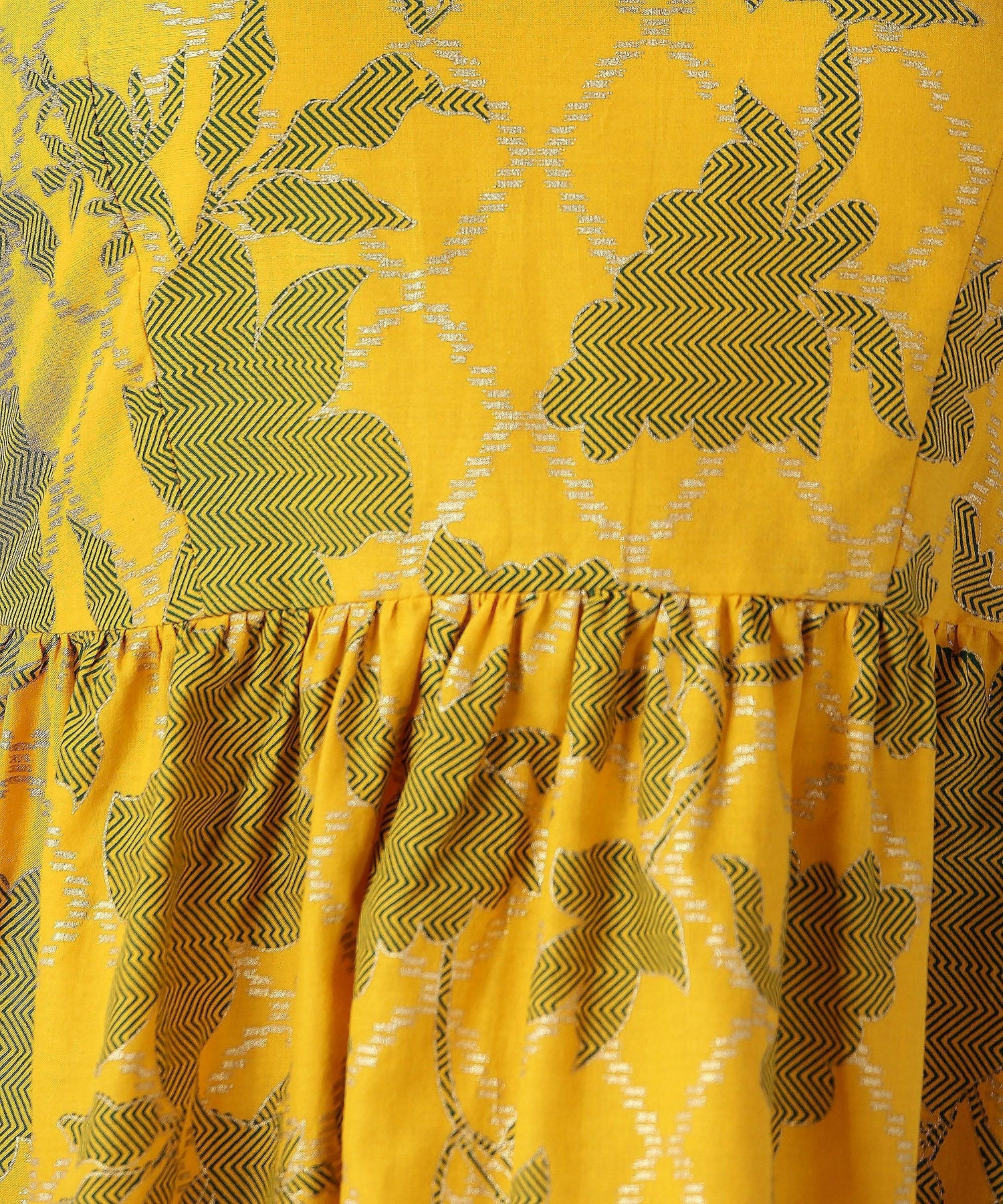 Znx Women Yellow Gold Printed Top - Znxclothing