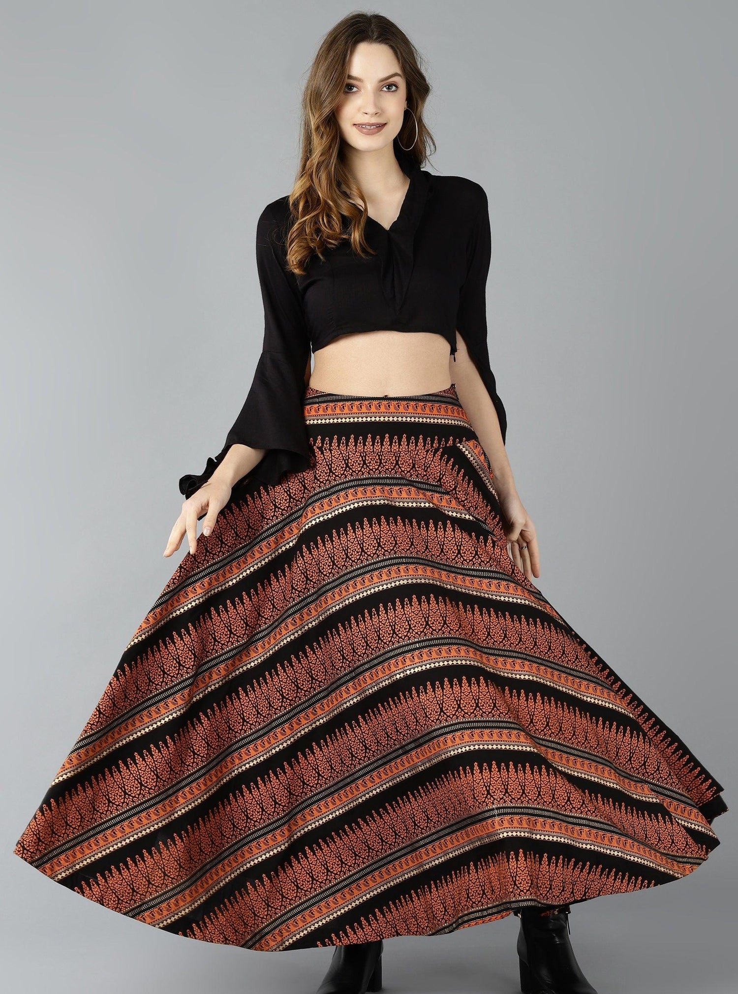 Znx Women Black Floral Printed Flared Crop top with skirt - Znxclothing