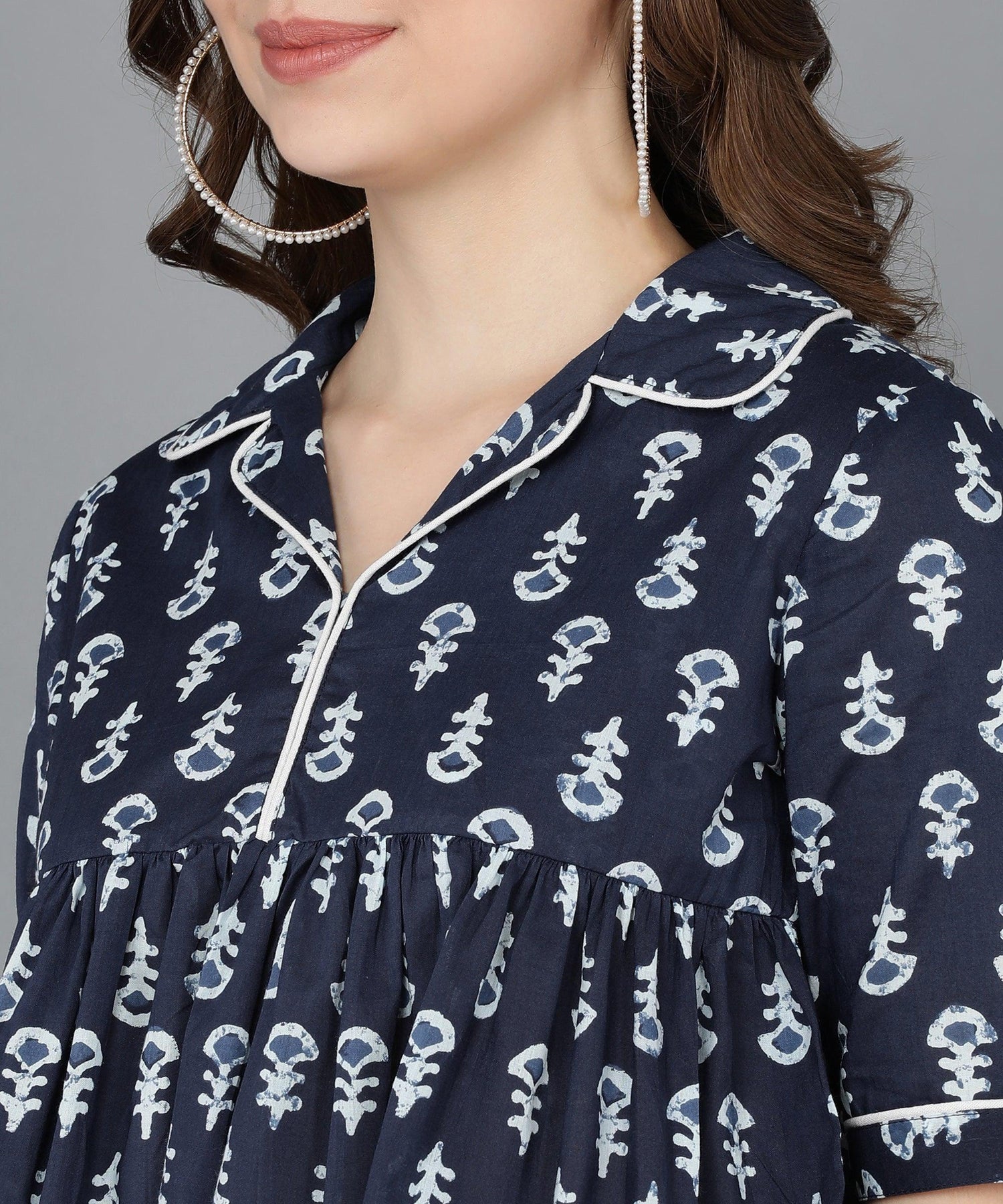 Floral Printed Indigo Blue Top - Znxclothing