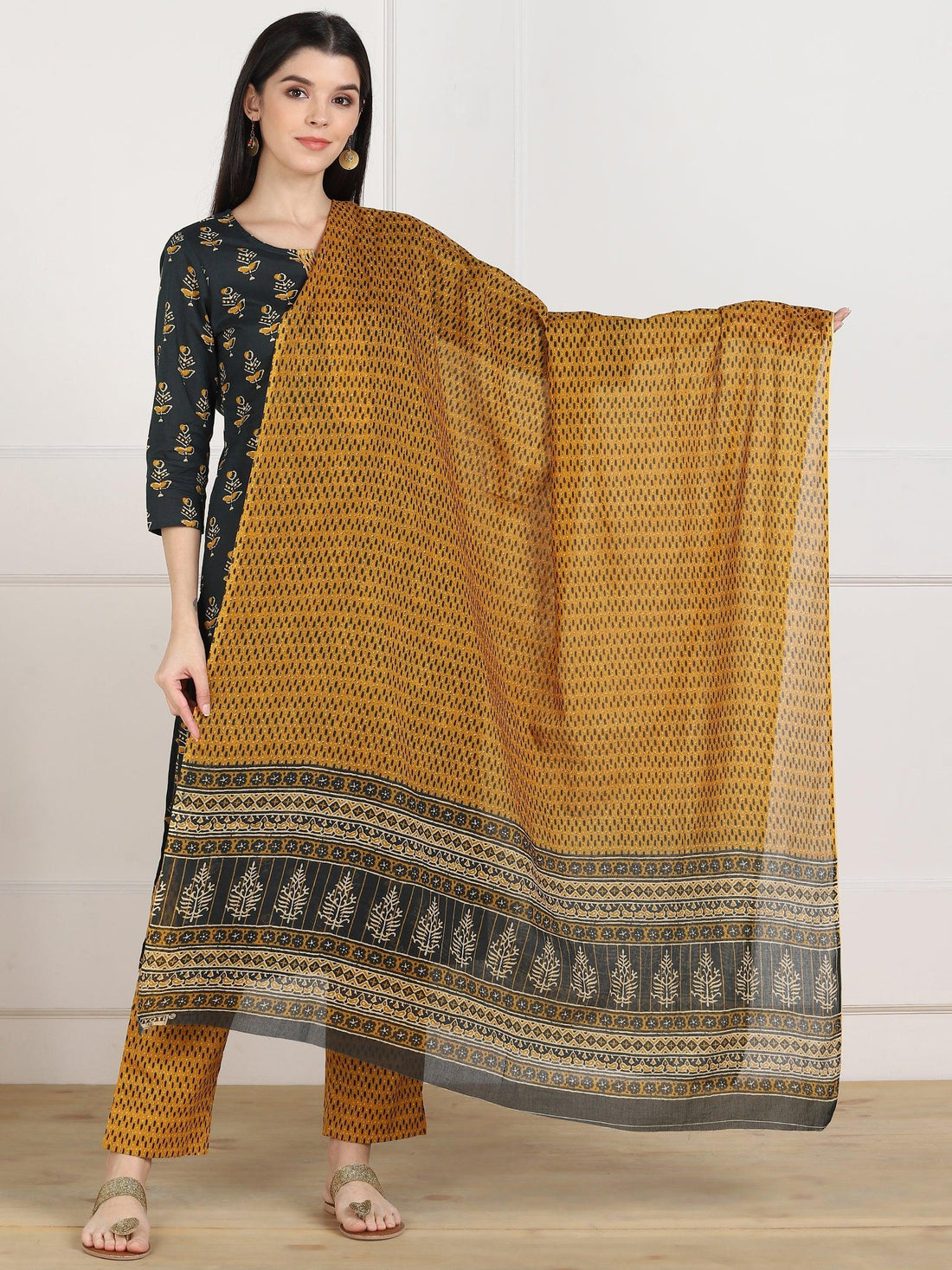Znx Women Multicolor Printed Straight  Kurta with Palazzo &amp; Dupatta Set - Znxclothing