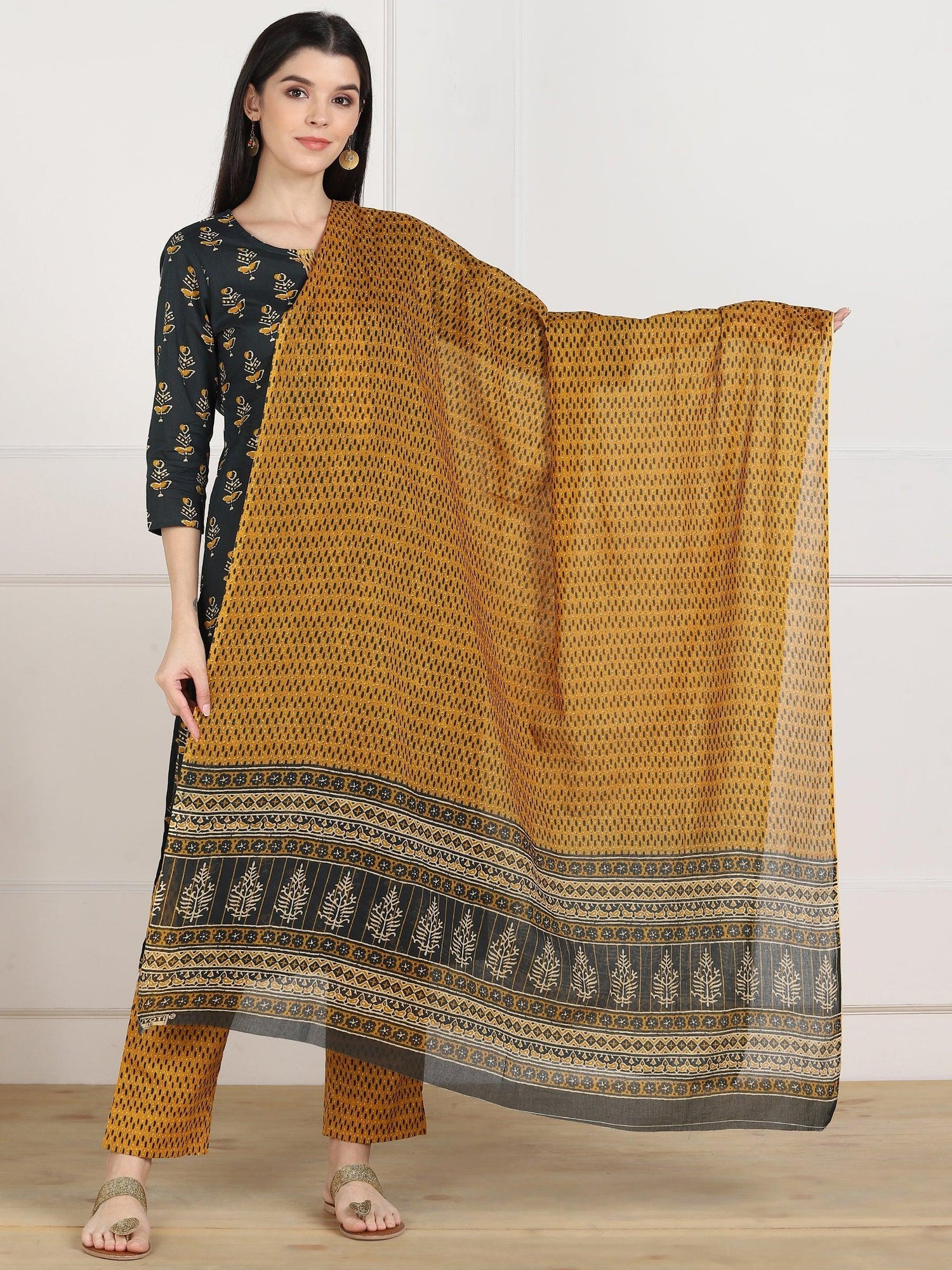 Znx Women Multicolor Printed Straight  Kurta with Palazzo &amp; Dupatta Set - Znxclothing